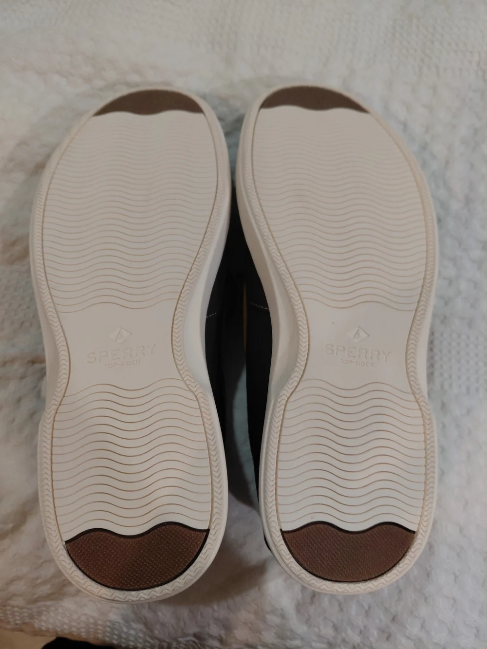Sperry Men’s Navy and Tan Boat Shoes